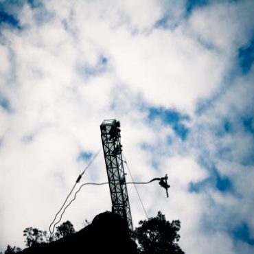 le 107 - saut à l'élastique-lozère